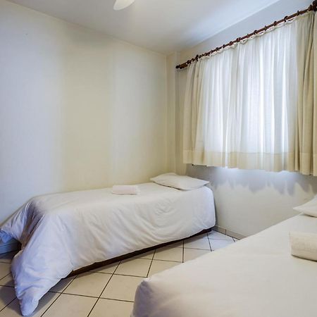 Apto Pe Na Areia Com Linda Vista Frente Mar Cel403 Lejlighed Balneário Camboriú Eksteriør billede