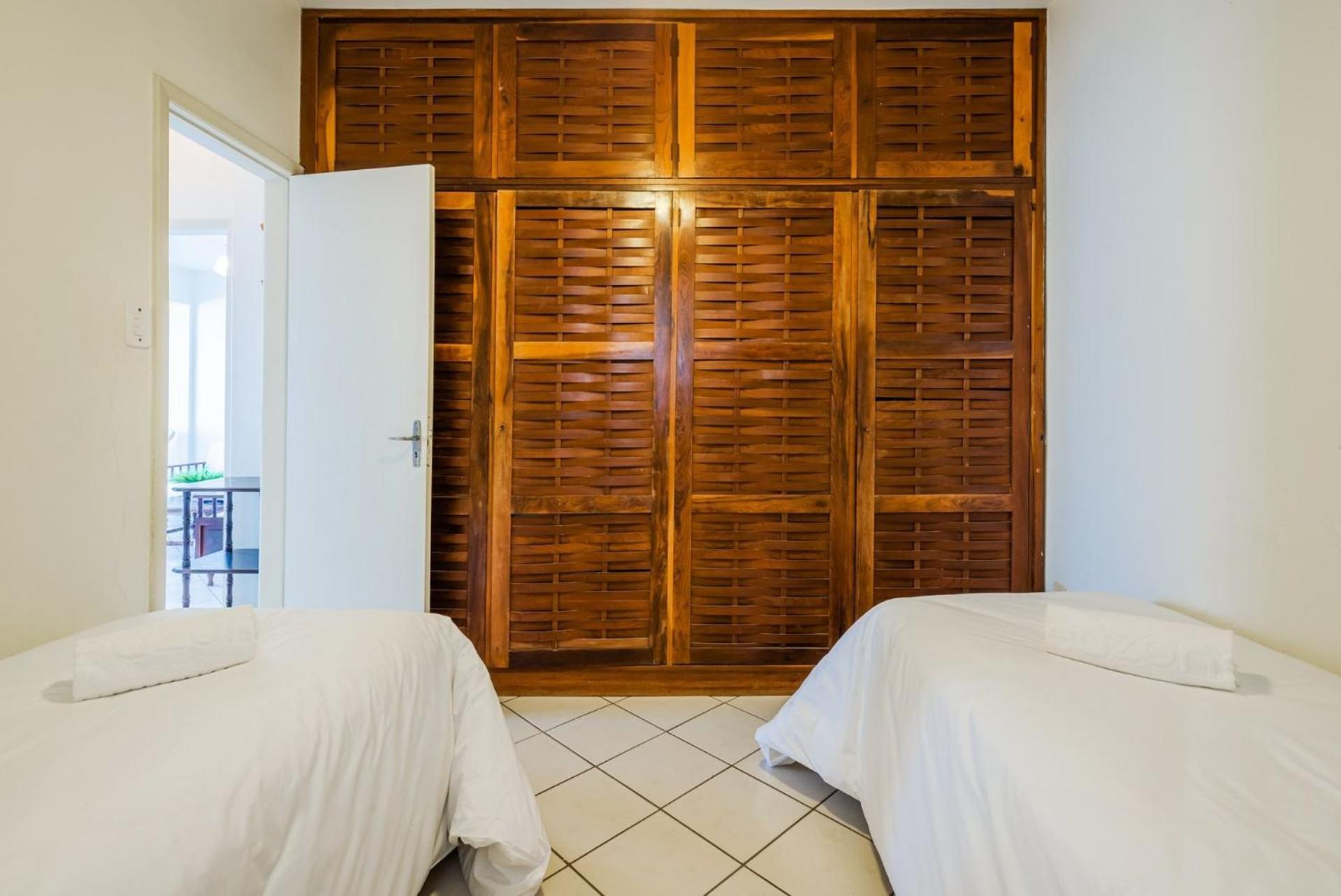 Apto Pe Na Areia Com Linda Vista Frente Mar Cel403 Lejlighed Balneário Camboriú Eksteriør billede